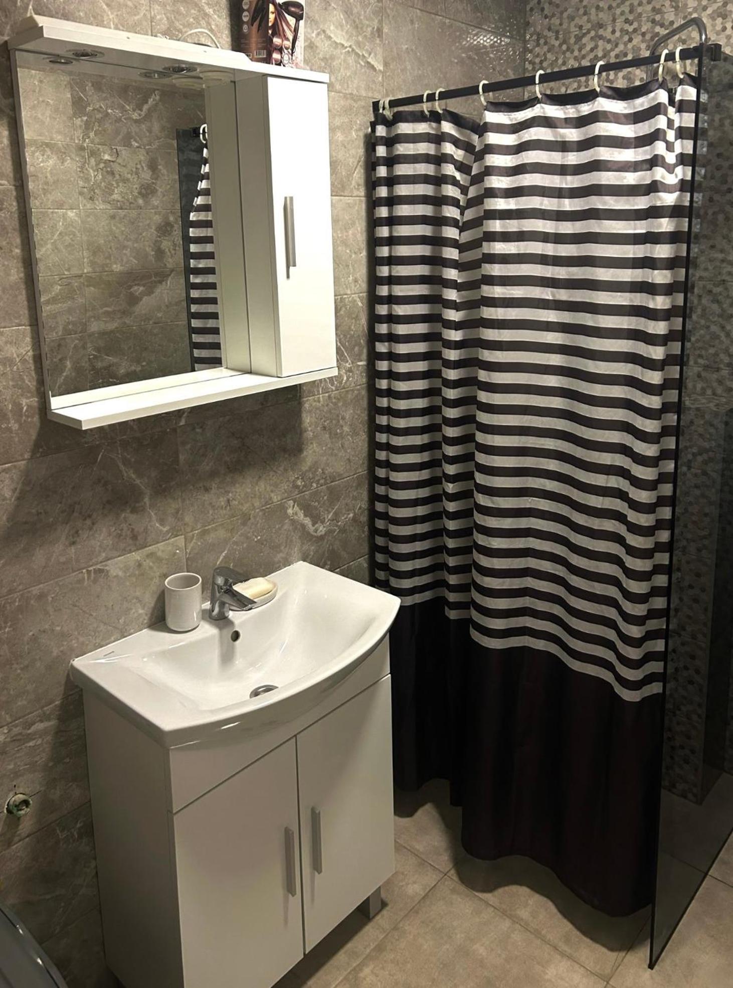 Apartmani Kid Vir Exterior foto