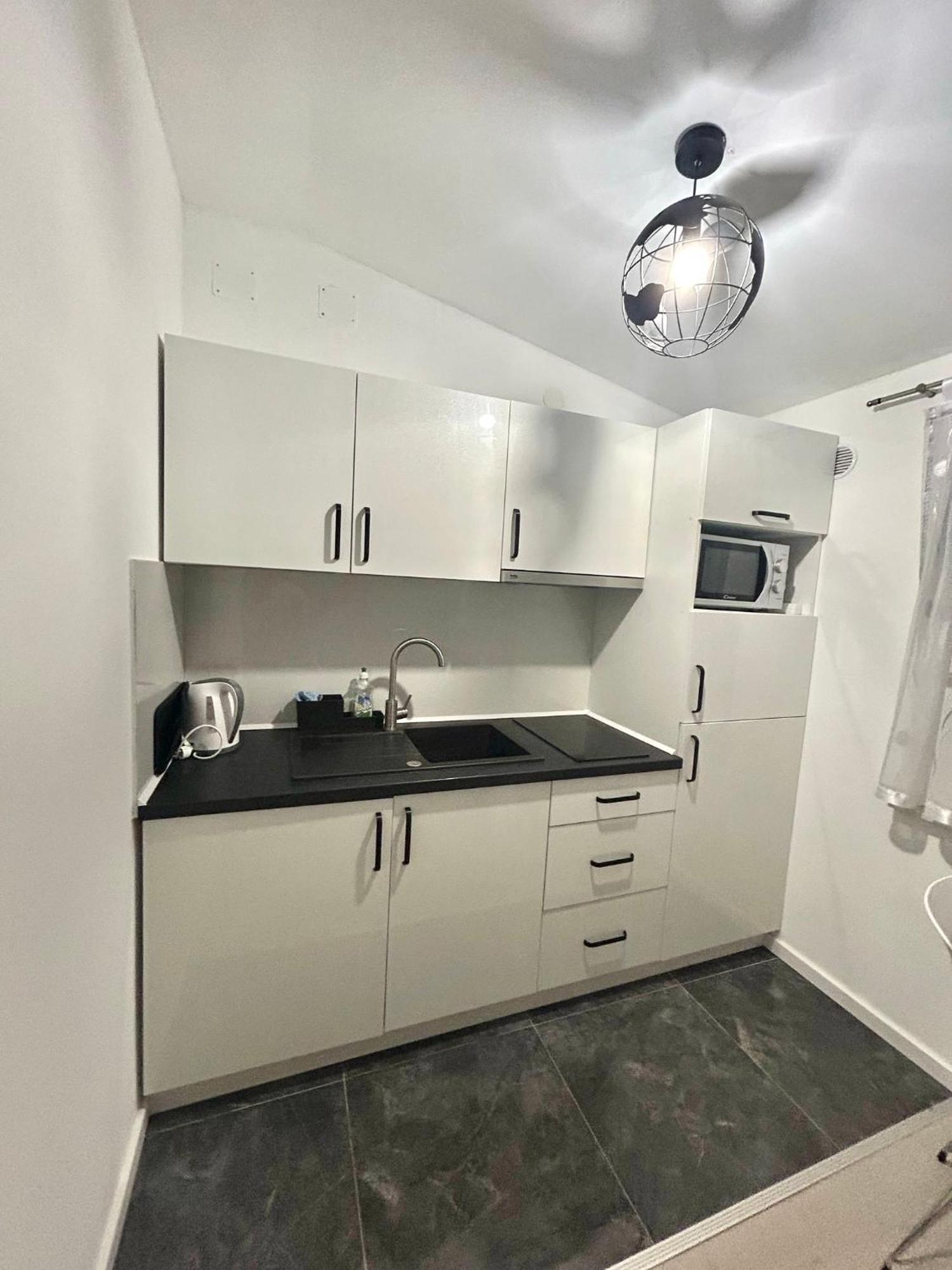 Apartmani Kid Vir Exterior foto